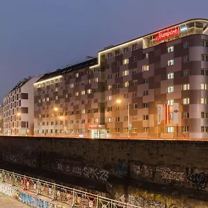 *** Hotel Hampton By Hilton West Austria