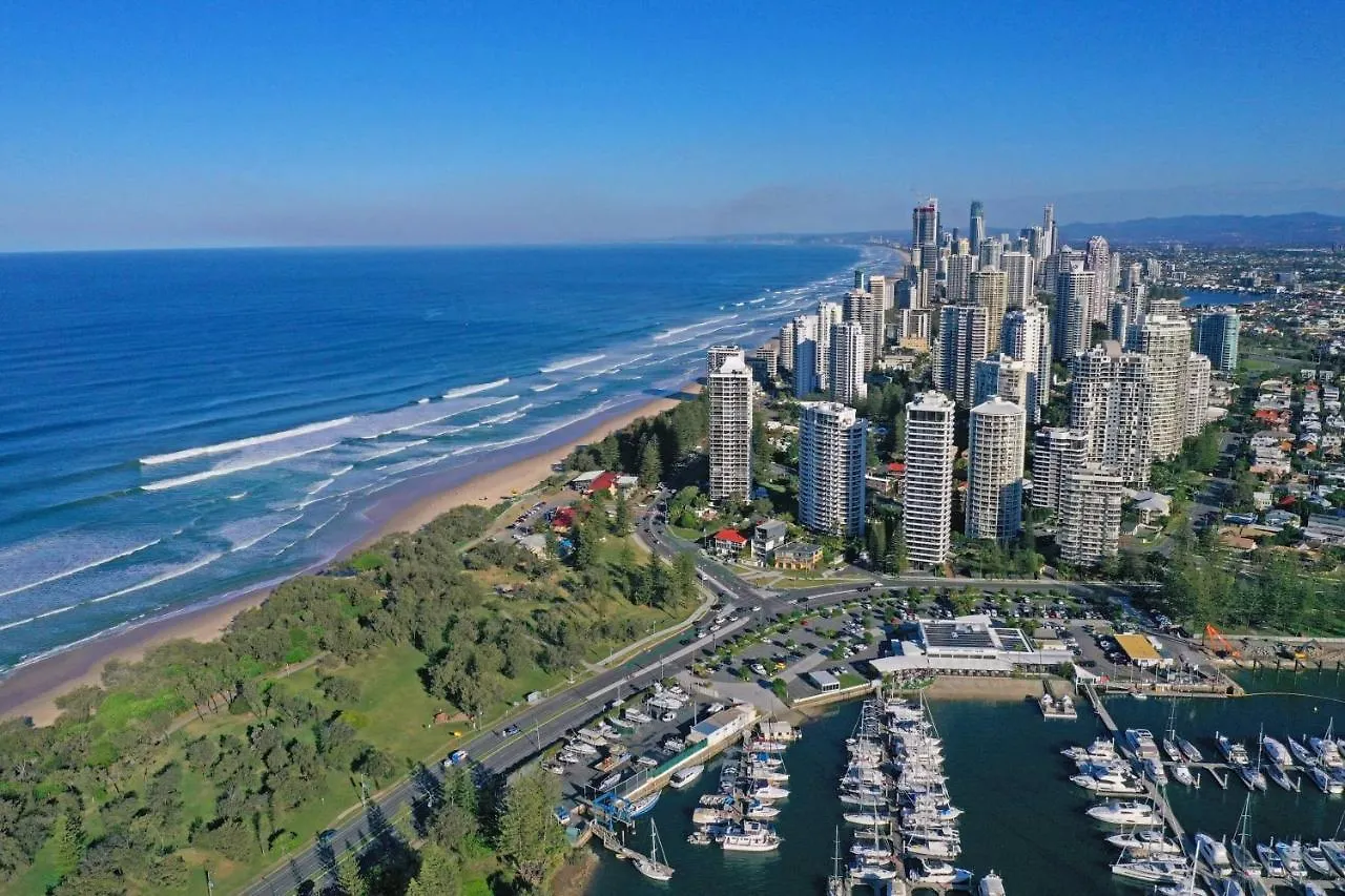 De Ville Apartments Gold Coast