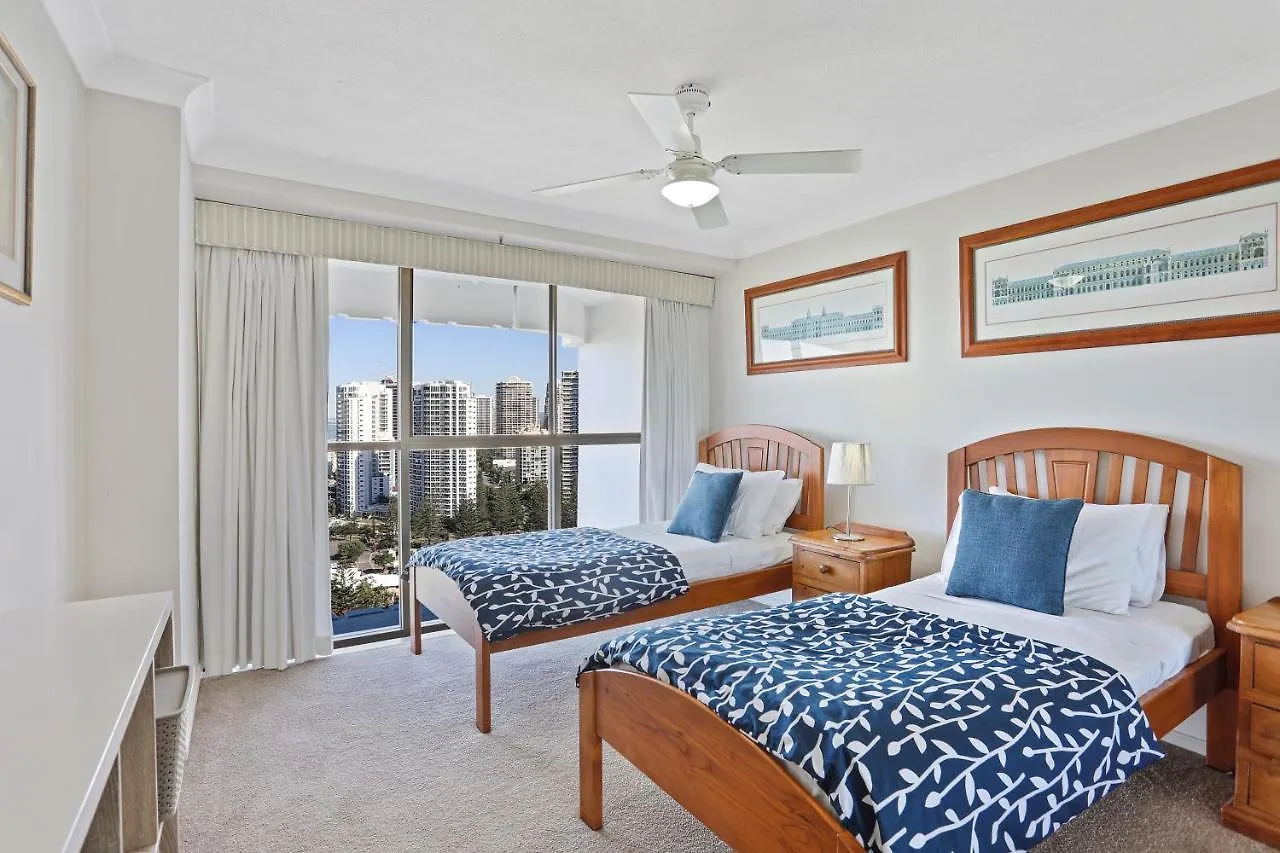 De Ville Apartments Gold Coast Aparthotel