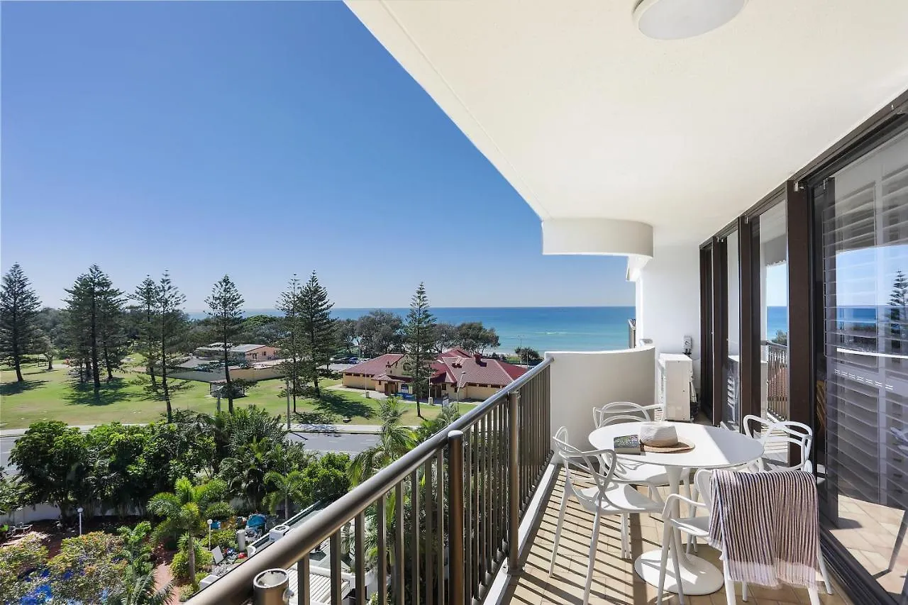 De Ville Apartments Gold Coast