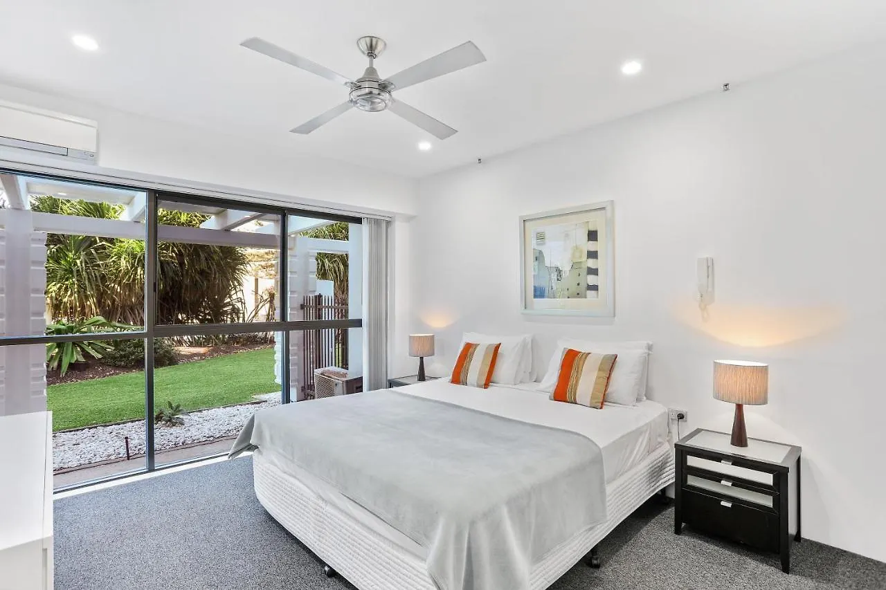 De Ville Apartments Gold Coast 4*,  Australia