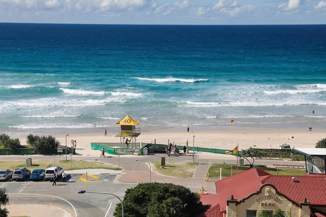 De Ville Apartments Gold Coast