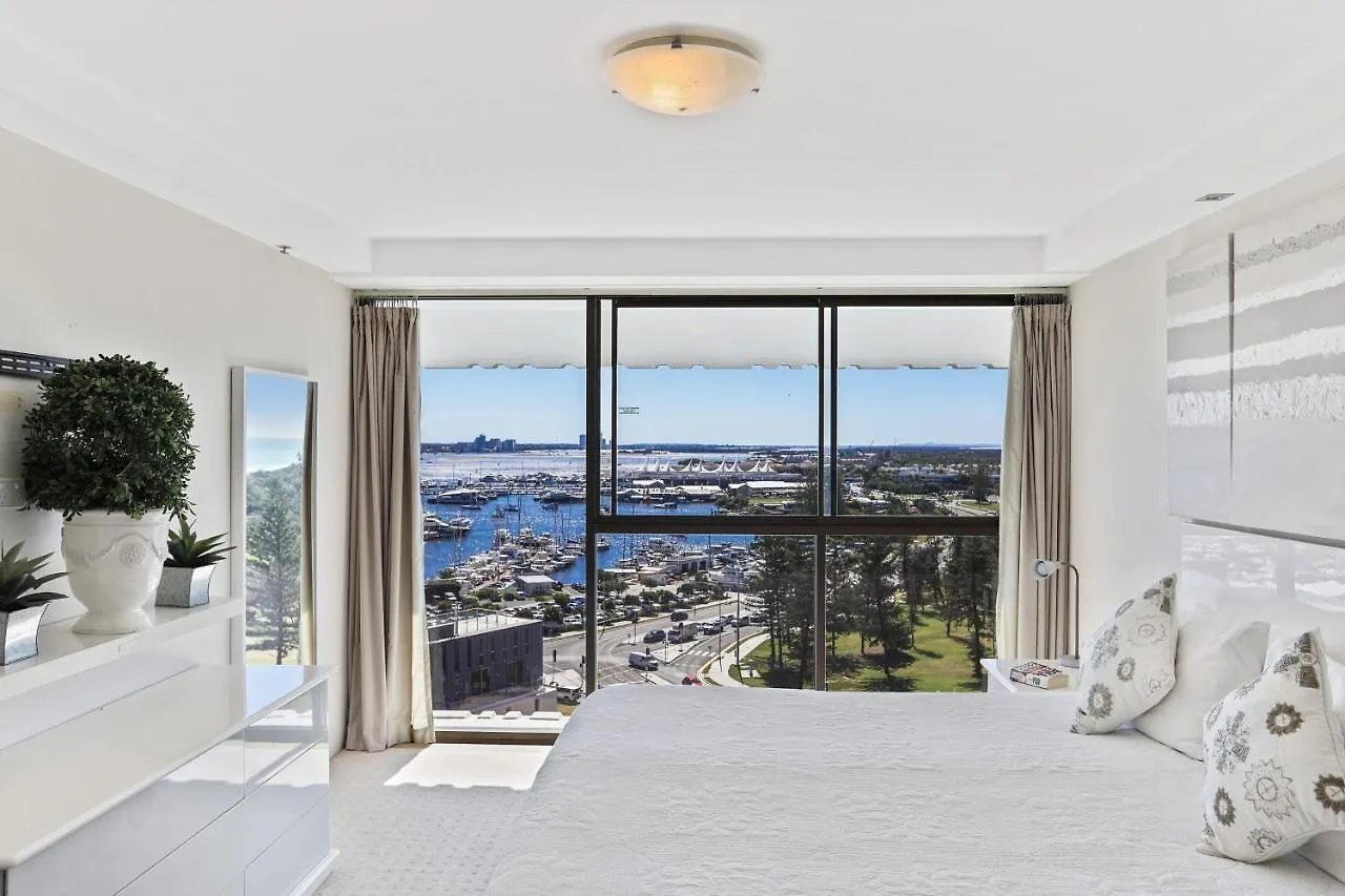 De Ville Apartments Gold Coast 4*,  Australia