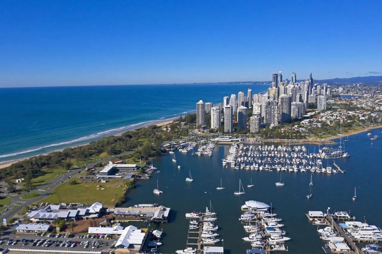 **** Aparthotel De Ville Apartments Gold Coast Australia